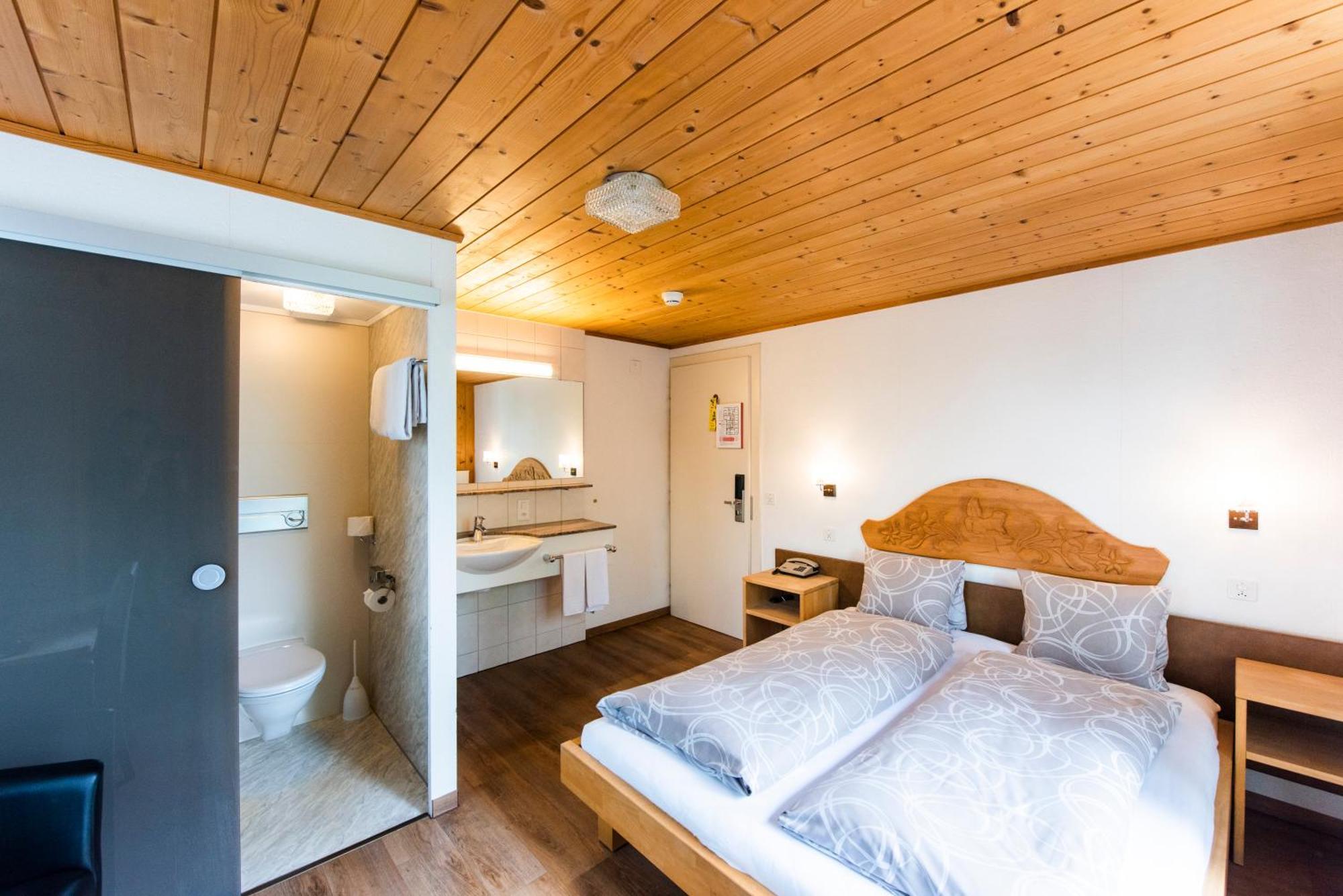 Hotel Brienzerburli Екстер'єр фото